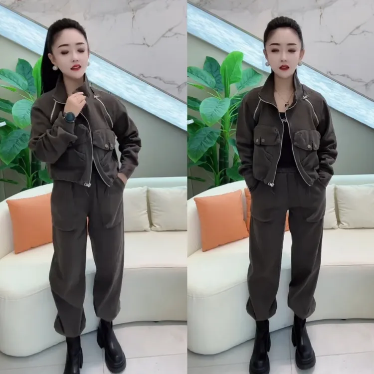 爆款时尚套装女2025春秋季新款工装风高级感短款外套两件套