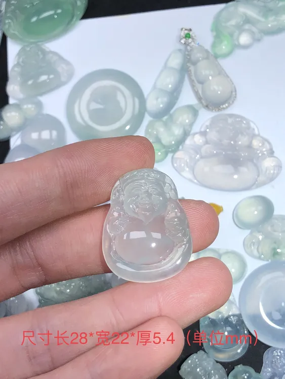 缅甸纯天然A货翡翠财神