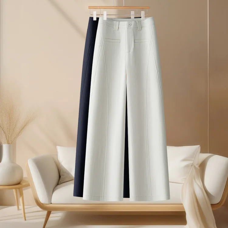 拉夏贝尔奶白色阔腿裤女春秋季2025年新款高腰垂感牛仔直筒裤子潮