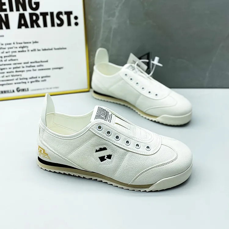 男女同款一脚蹬春季新款2025年透气休闲时尚超轻软底懒人鞋帆布鞋