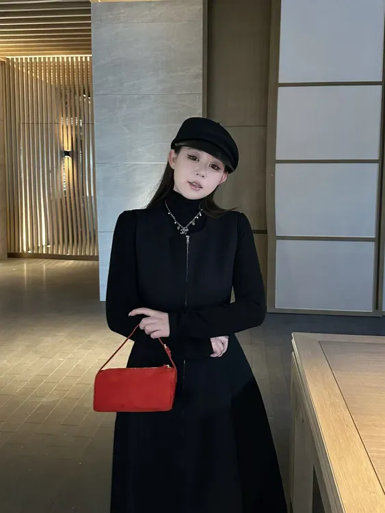 琪琪怪怪大码女装【回忆铁盒】时尚设计感背心裙+打底套装D38092QTQ