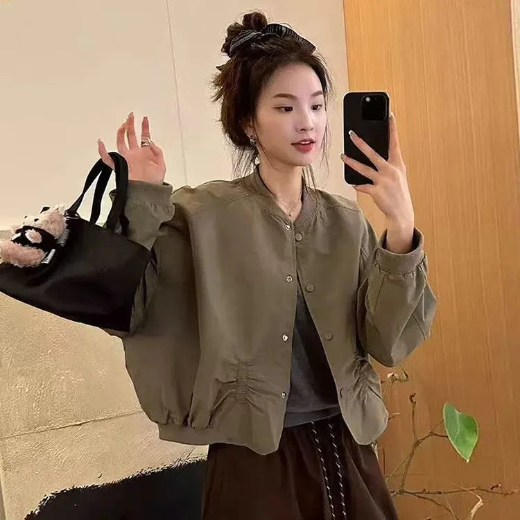 秋季设计感蝙蝠袖褶皱外套韩系单排扣小个子短款上休闲棒球服外套