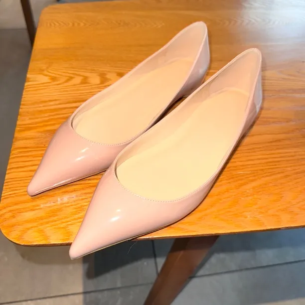 【小鱼高定】温柔裸 微漏指缝 浅口尖头 原版红底平底单鞋