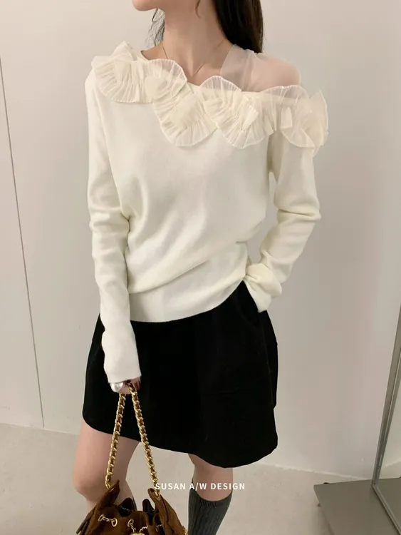 法式温柔网纱拼接斜肩针织上衣女秋季新款气质显瘦针织衫D1-79