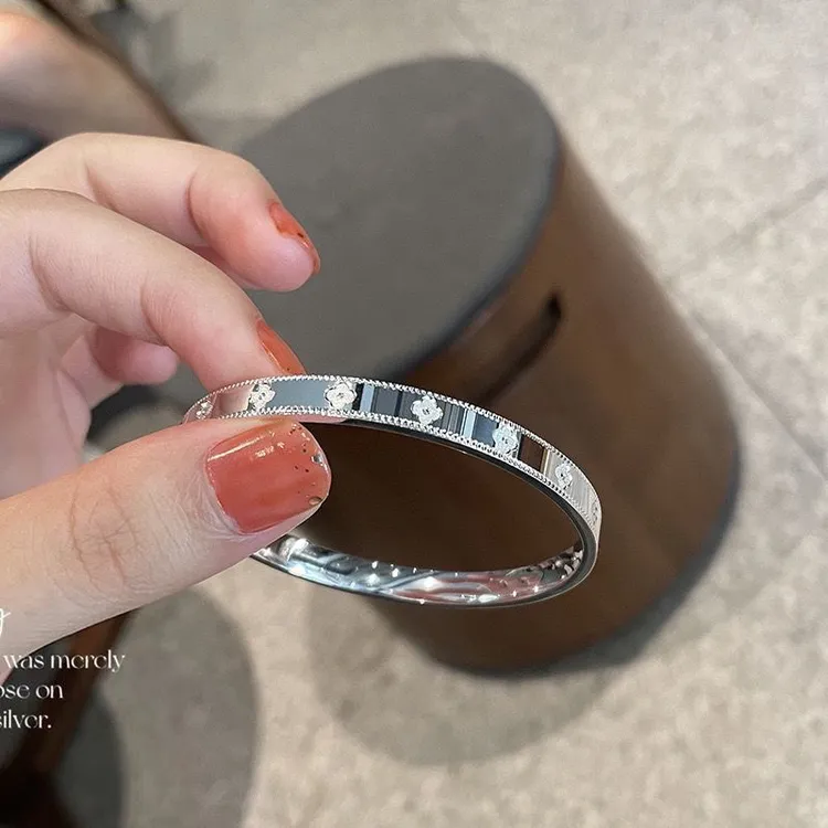 足银手镯 实心幸运四叶草手镯气质轻奢百搭可调节圈口个性镯子