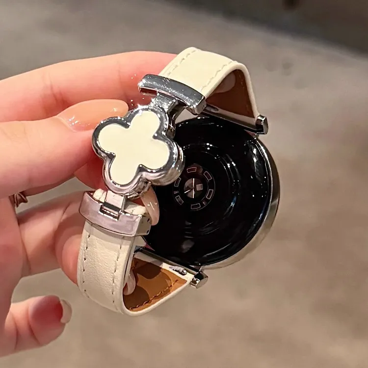 适用华为gt5四叶草磁吸扣皮质手表表带watch3watch4GT2GT4/GT5pro