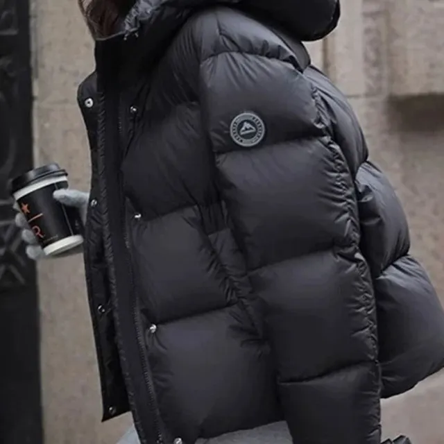 波司登智慧乐园联名黑色高级感连帽短羽绒棉服女2025冬季新款保暖