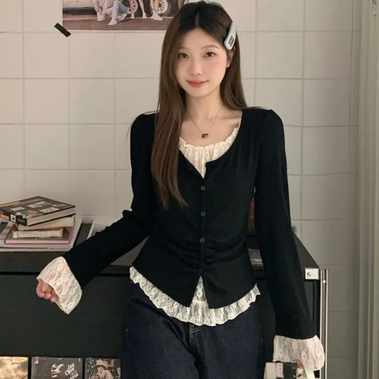春季新款大码女宽松显瘦蕾丝拼接假两件上衣T恤
