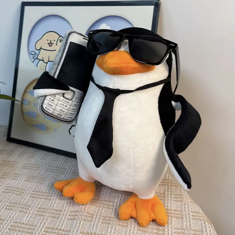 【云森】高雅人士企鹅抽象表情包可爱搞怪毛绒公仔送朋友生日礼物