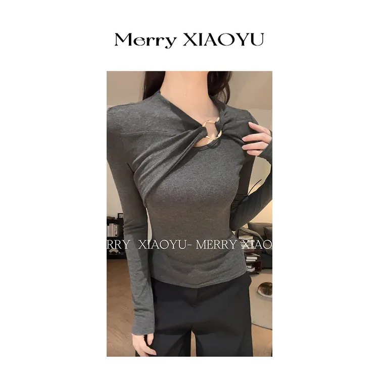 【小鱼】秋冬新款简约扭结设计纯色长袖修身显瘦百搭气质上衣打底