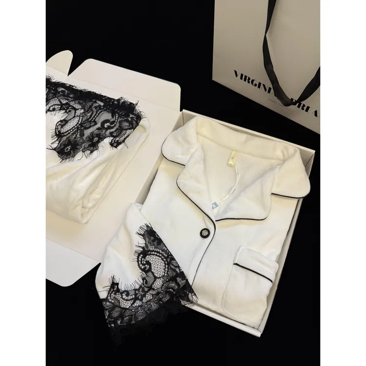 甜美简约纯色蕾丝花边海岛绒睡衣女秋冬季新款加厚保暖家居服套装