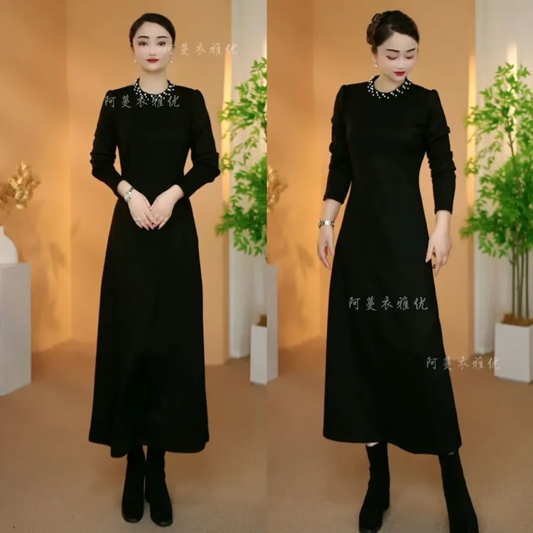 【衣雅严选】8222-2578#新款软精纺钉珠气质显瘦半高领长袖连衣裙