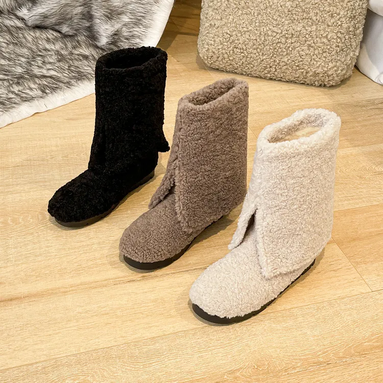 网红低跟中筒雪地靴女新款复古开叉短筒时尚棉靴法式厚底毛毛鞋女