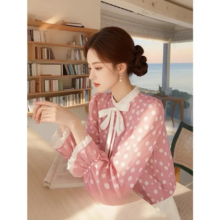粉色波点衬衫女高级感轻奢独特漂亮木耳边小衫2025年开春新款上衣