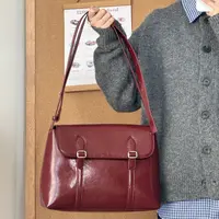一张同学【长约30宽6高23单位cm】时尚百搭手提单肩斜挎包C3349红