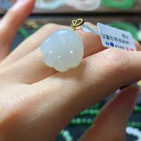 和田玉颈饰18K金镶嵌