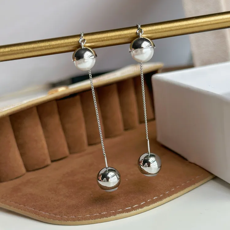 米梵缇 铜合金耳饰 法式爆款轻奢小众设计感流苏耳线耳环女B2-012