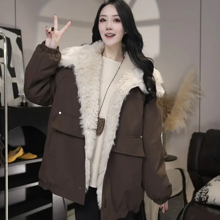 【巴恩风派克服】冬季新款时尚洋气加厚内里毛绒拼接派克服25151