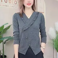 纯色法式荷叶边V领纽扣长袖T恤气质时尚韩版休闲上衣秋季新款大码