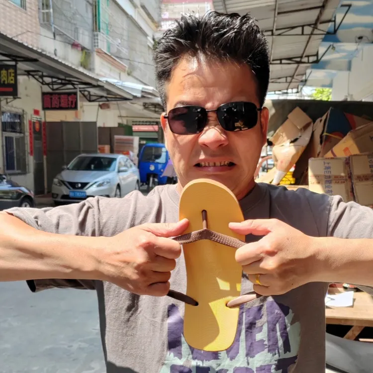 饶平国泰国南洋大象纯橡胶男女情侣耐磨沙滩舒适时尚夹脚人字拖鞋