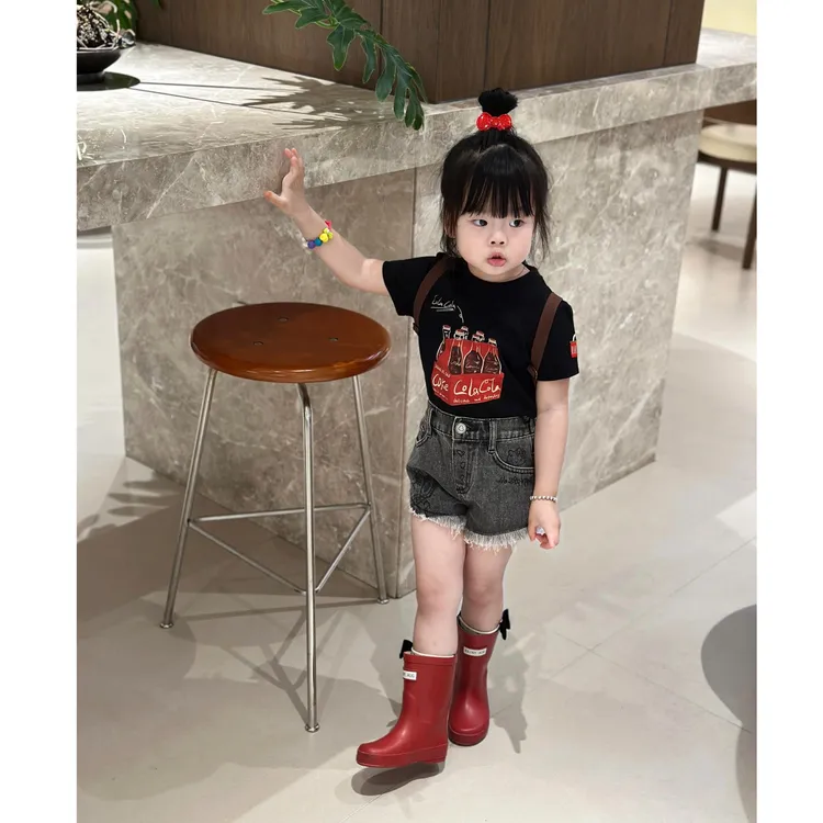 小思家女童2025夏季休闲洋气百搭印花短袖上衣韩版牛仔短裤套装