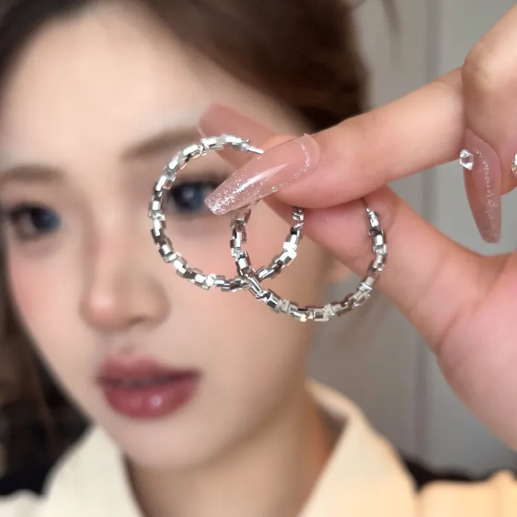 铜合金耳饰 碎银子圆圈耳圈女高级感耳环小众设计气质耳扣耳饰潮 