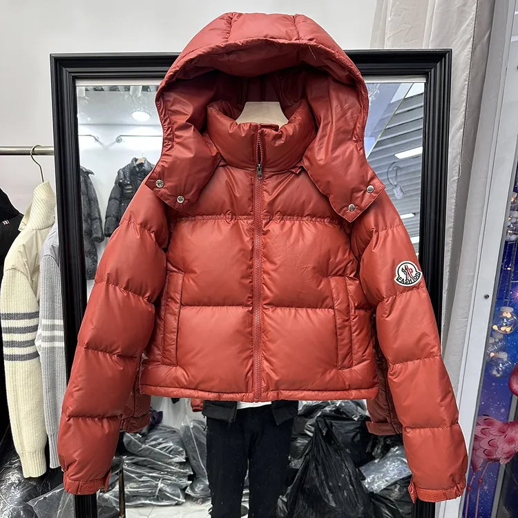 2024冬季爆款羽绒服女短款安哥拉红加厚连帽小个子洋气休闲面包服
