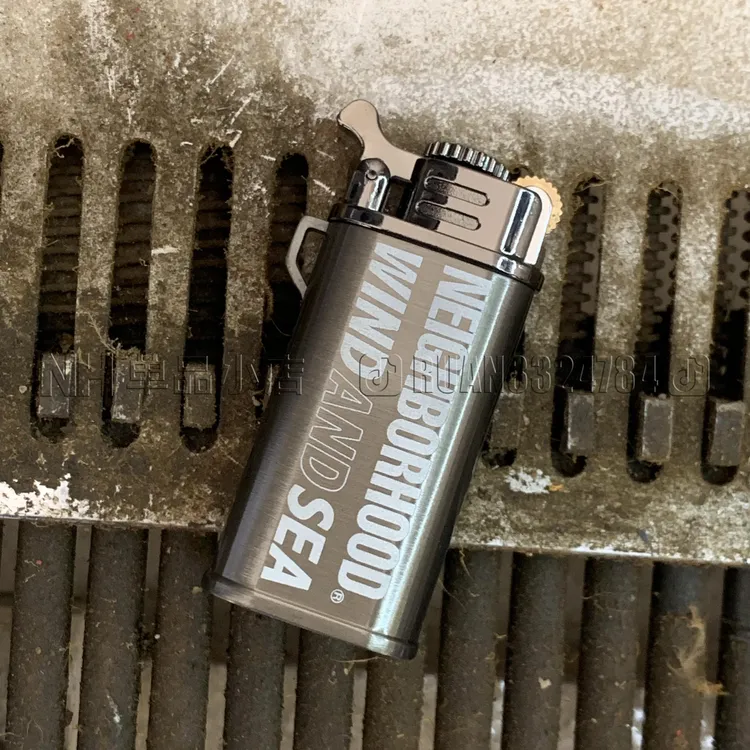 潮牌NBHD余文乐同款金属翻盖砂轮直冲充气打火机推荐稀奇古怪火机