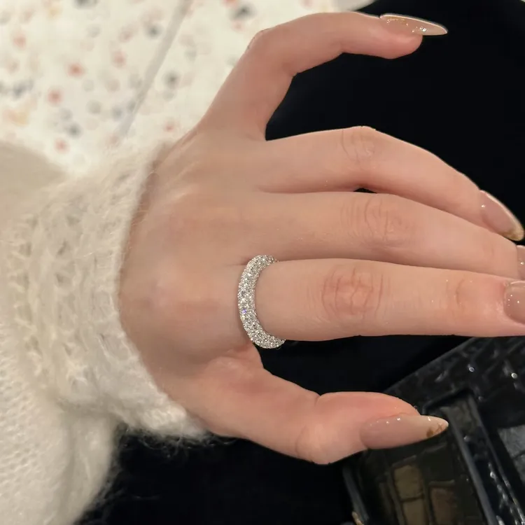 925银莫桑石戒指 【甜甜圈】时尚高级镶嵌银戒小众指环满钻排戒高级