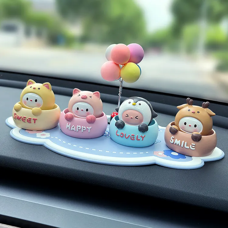 汽车摆件可爱摇头小动物玩偶车内饰品网红车载车内装饰品摆件