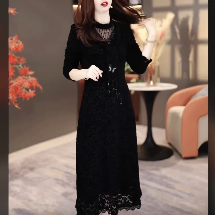 【连衣裙】加绒显瘦2025秋冬新款气质修身加绒收腰打底裙MY25Y3133