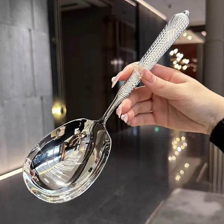 高定设计法国孔雀尾18-10不锈钢大号汤勺高颜值酒店分餐勺公勺