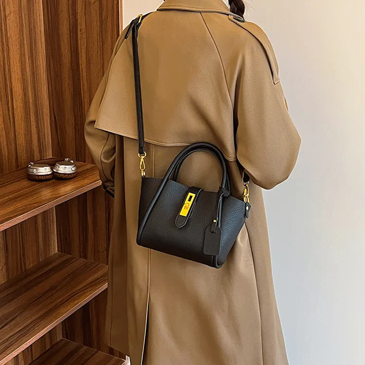 春夏潮流百搭手提包包女新款复古托特子母包质感单肩