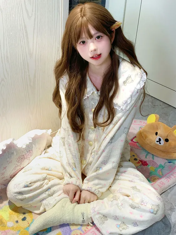 可爱轻松熊法兰绒睡衣女秋冬季甜美卡通学生加厚珊瑚绒家居服套装