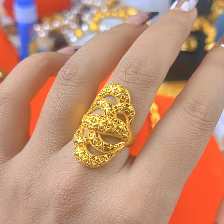 铜合金亚克力戒指 铜合金新款戒指مەڭگۈ ئۆزگەرمەيدۇ