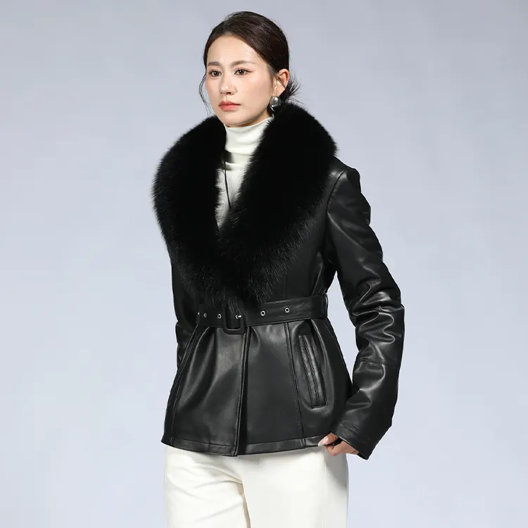 2025新款女士皮衣秋冬长款大衣真皮狐狸毛领修身时尚韩版外套