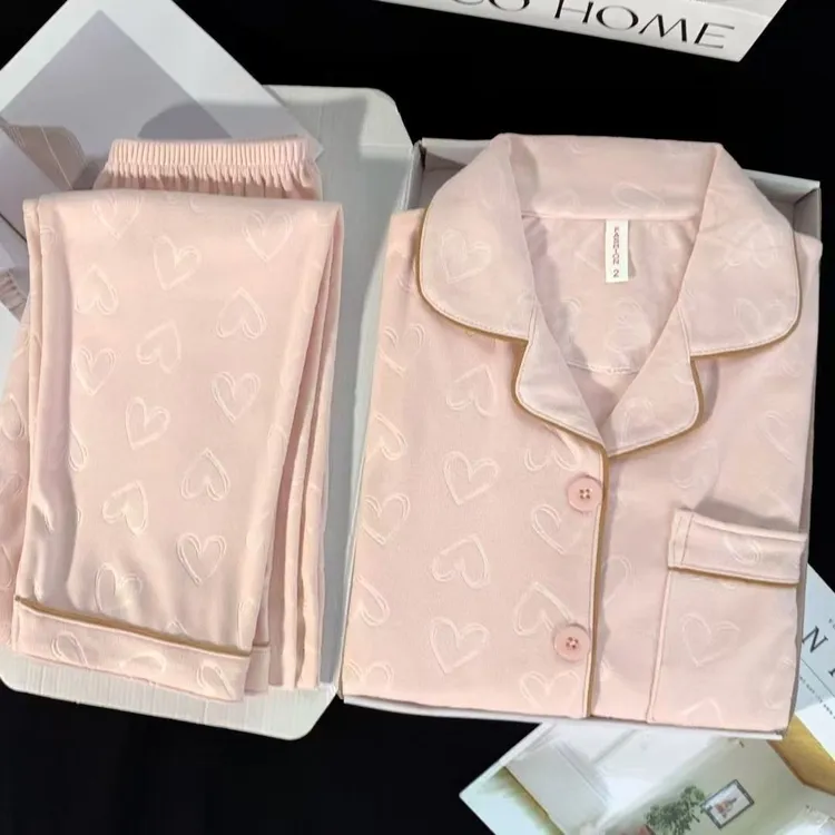 睡衣女秋冬季加厚保暧德绒长袖压花纯色简约休闲可外穿网红家居服