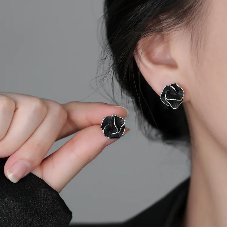 足银耳饰 999银针黑色山茶花耳钉气质轻奢复古耳环女ins小众精致