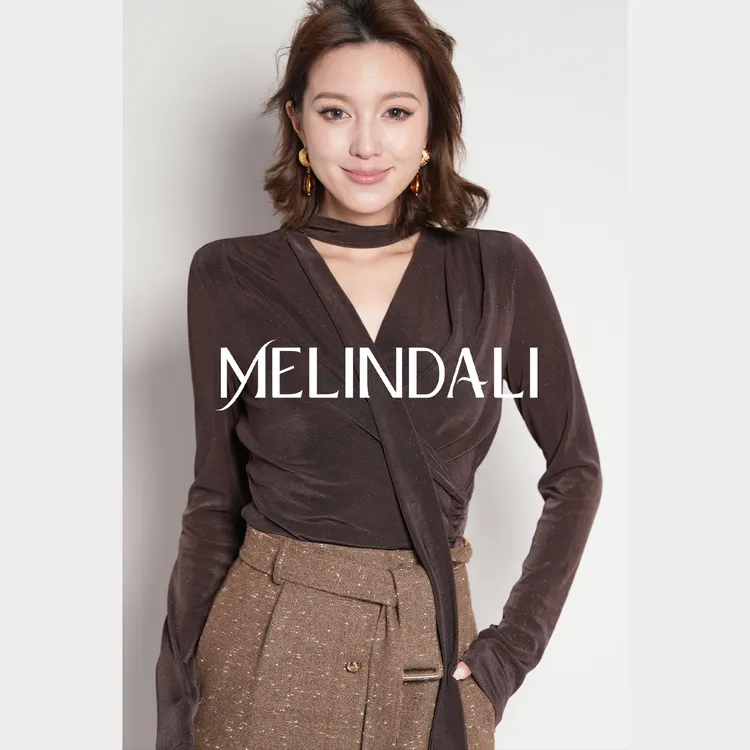 Melinda Li【法式美人】醋酸飘带V领抽褶系带收腰显瘦百搭上衣