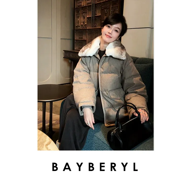 CC12-BAYBERYL老贝雅逸獭兔*毛领静奢质感百搭厚羽绒服YRF5I2612