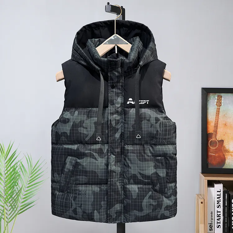 男童加厚秋冬2025外穿新款中大童儿童男童迷彩拆帽坎肩背心韩版潮