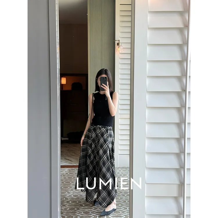 【LUMIEN】夏季新款不锁边不规则下摆设计飘逸格纹半裙女LX5CQQ044