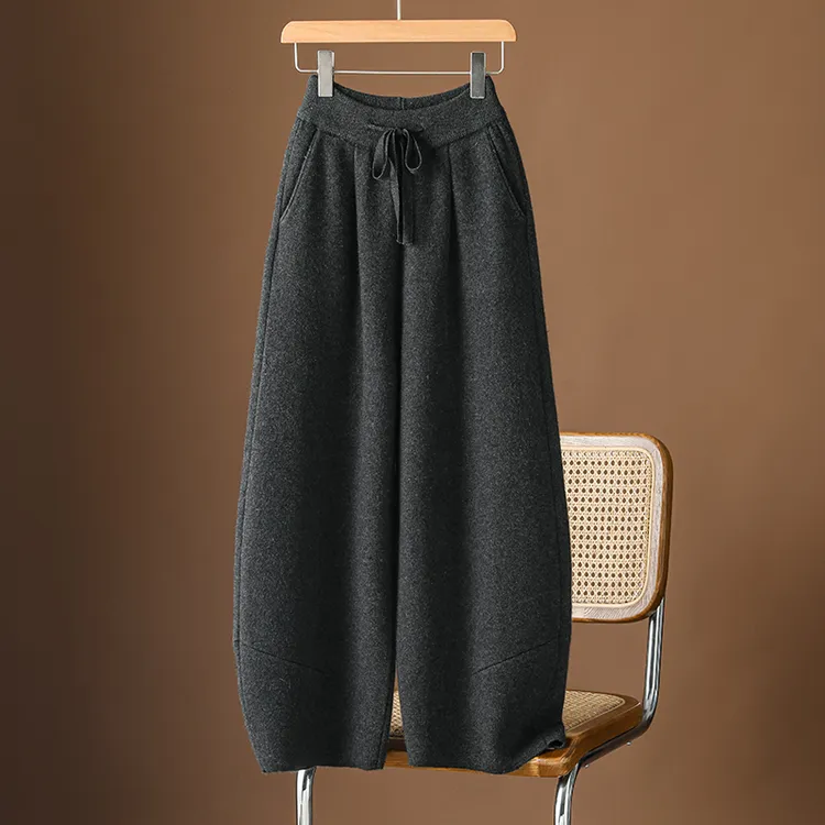 高端羊毛弯刀阔腿裤女秋冬新款加厚宽松糯米慵懒香蕉裤休闲气球裤