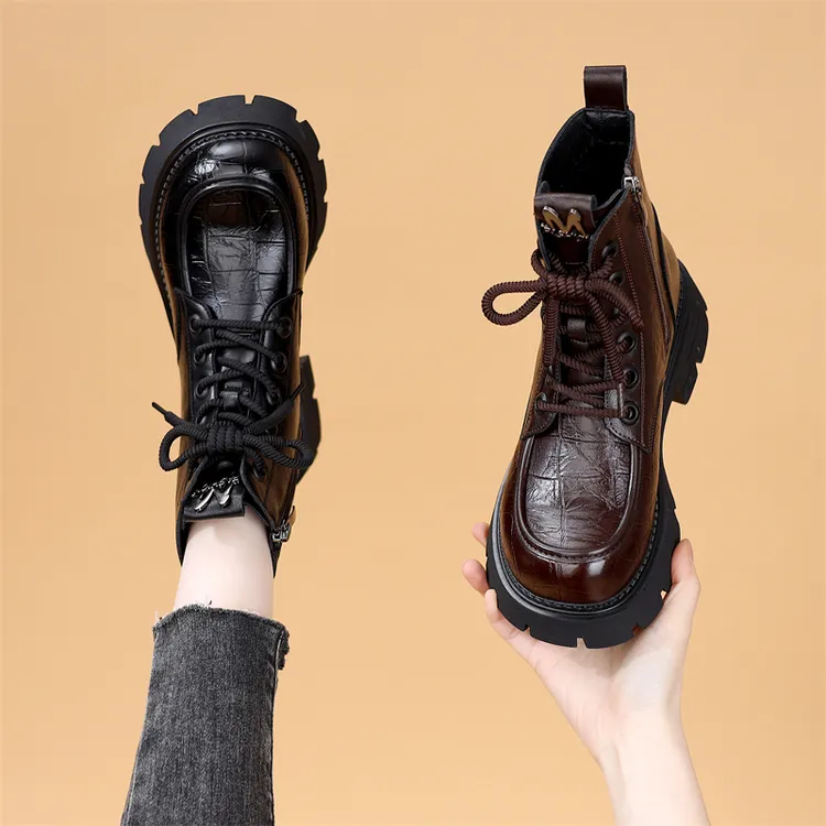 潮流复古厚底加绒短靴女2025冬季新款显脚小轻便舒适马丁靴小码34