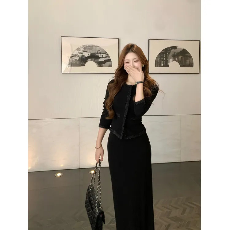 SZA【璀璨女星】冬季新款高级感小香针织开衫+半身裙两件套A-2486