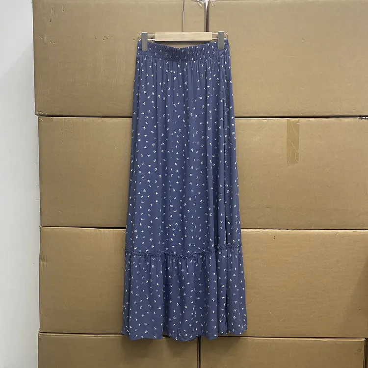 外贸沅货！！蓝色碎花半身裙女 新款设计感松紧腰高个子A字裙
