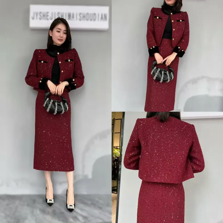 【俊英】早秋新款女法式名媛小香风短外套半身裙两件套红色本年套装