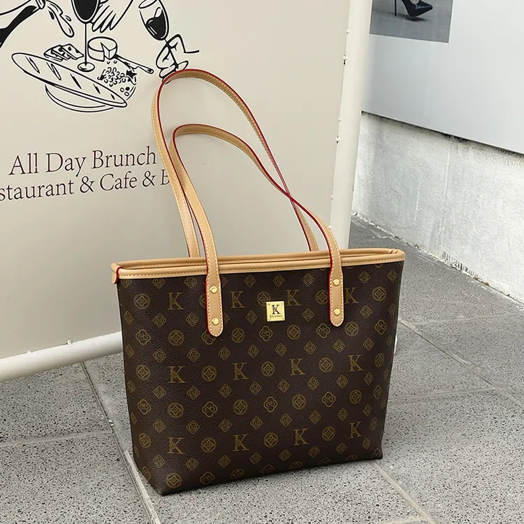 新款耐刮单肩包托特包轻奢洋气单肩时尚简约高级感大气印花女包包