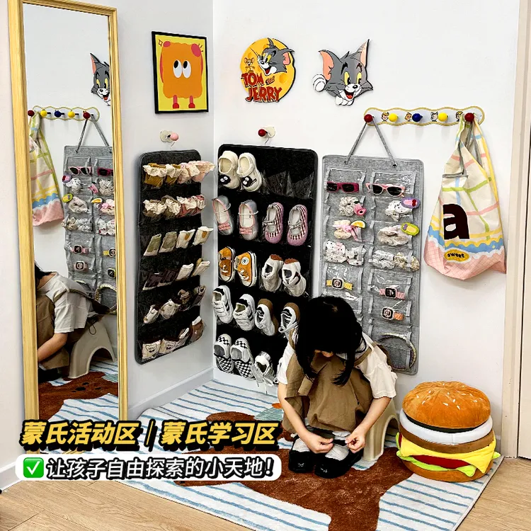 玄关宝宝自主换鞋区改造！分格童鞋收纳挂袋壁挂袜子发饰收纳袋子
