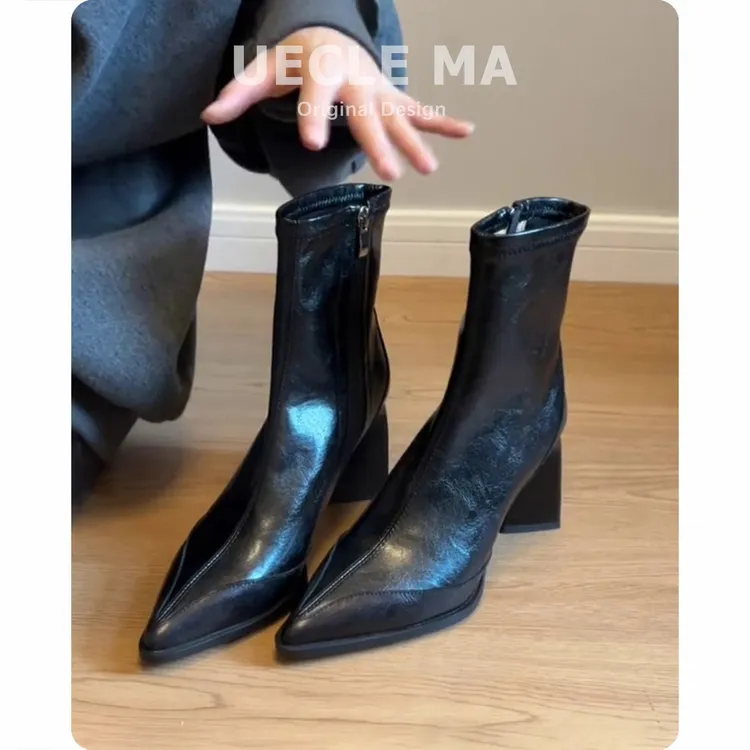 2025新款秋冬英伦尖头软皮瘦瘦靴高跟显瘦短靴女侧拉链真皮